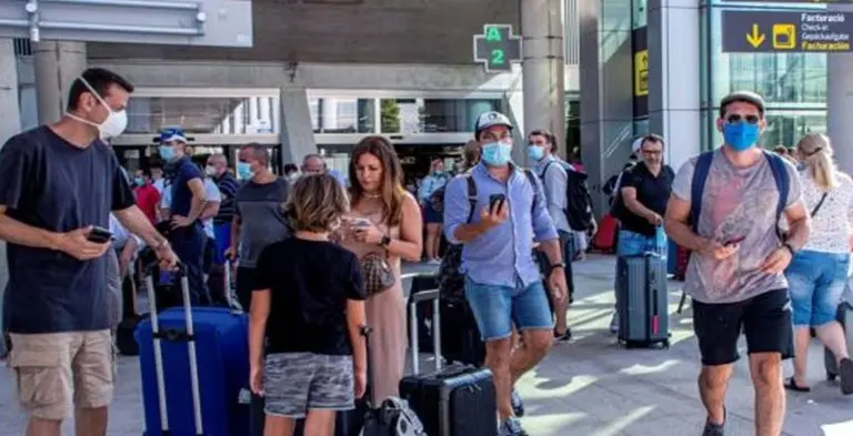 palma-aeropuerto-efe-kziD--1200x630@abc