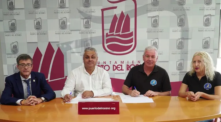 Presentaci&oacute;n de &lsquo;Los cielos de Fuerteventura&rsquo;.
