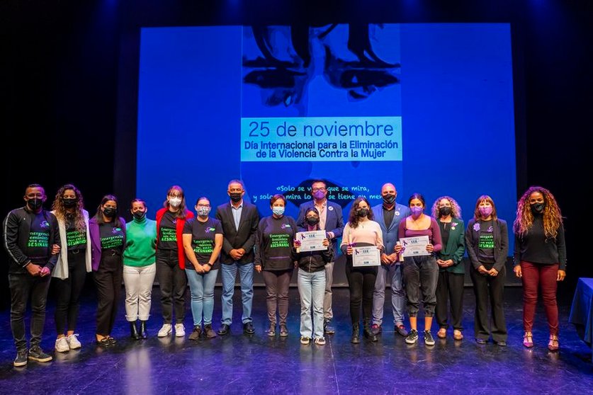 Entrega de premios del I Certamen de Microrrelatos contra la Violencia de Género para jóvenes.