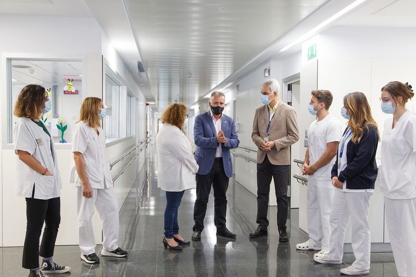 Visita de Ángel Víctor Torres al Hospital General de Fuerteventura.
