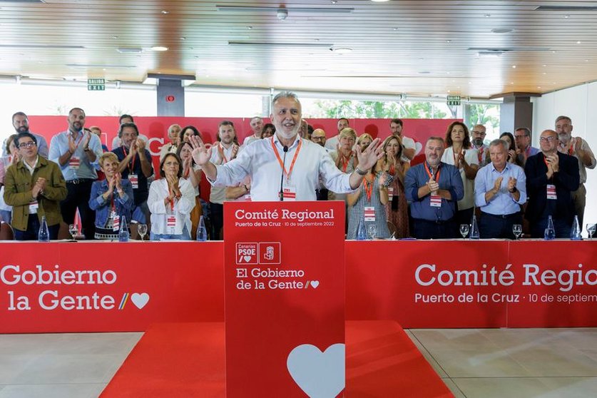 Ángel Víctor Torres en el Comité Regional del PSOE Canarias.