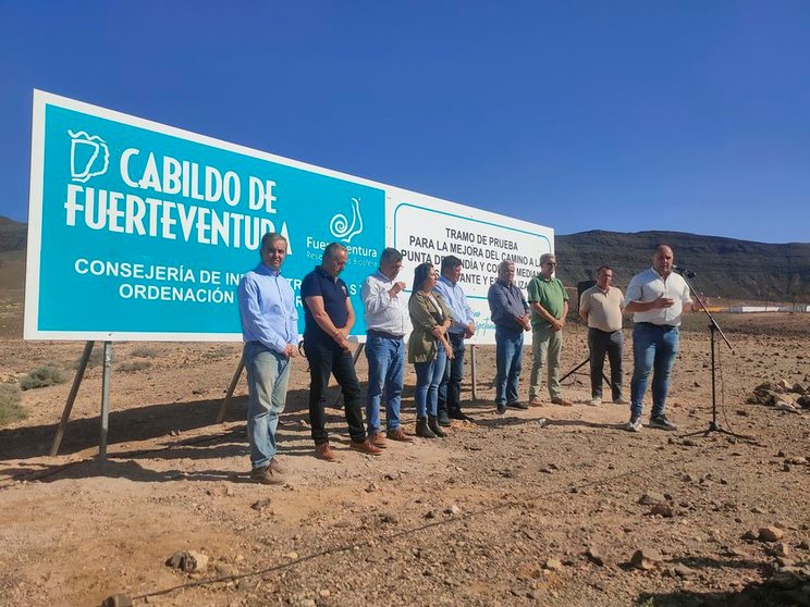 El testeo realizado este miércoles, clave para el proyecto de pavimentación “sin afección medioambiental” que daría respuesta a una “reclamación histórica” de la Comarca Sur de Fuerteventura.