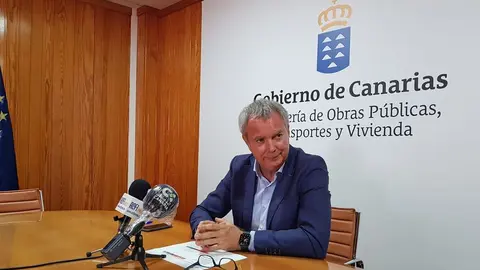 Sebasti&aacute;n Franquis, consejero de Obras P&uacute;blicas, Transportes y Vivienda del Gobierno de Canarias.