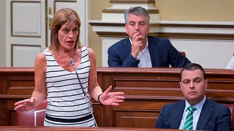 esther-gonzalez-2017