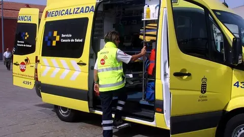 Ambulancia del Servicio Canario de Salud.