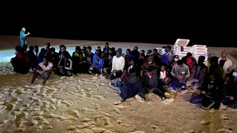 pateras-morro-jable-inmigrantes