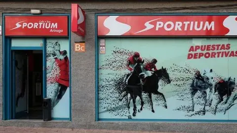 Casa-Sportium-Arinaga-Ingenio-Canaria_EDIIMA20191026_0049_20-k8XC--620x349@abc