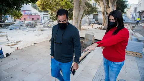 Esther Hern&aacute;ndez y Christian Cabrera.
