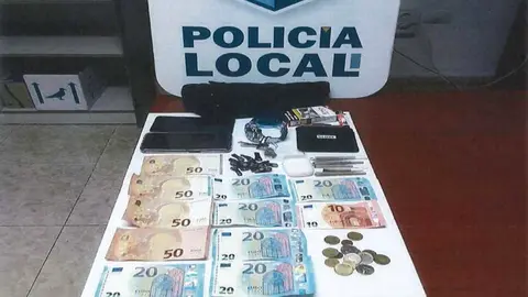Material incautado por la Polic&iacute;a Local de La Oliva.