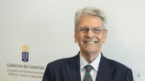 Julio P&eacute;rez, consejero de Administraciones P&uacute;blicas, Justicia y Seguridad.