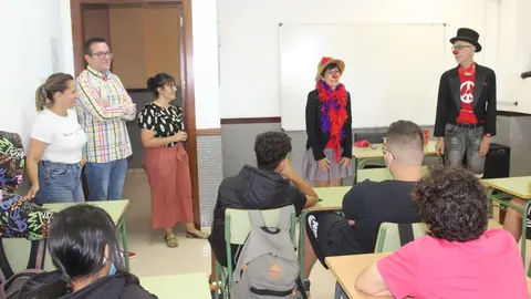 Clownferencia &lsquo;Quien bien te quiere, te har&aacute; re&iacute;r&rsquo;.