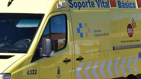 Imagen de archivo de una ambulancia del SUC