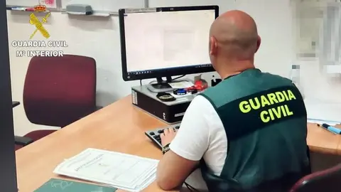 Imagen de archivo de una investigaci&oacute;n de la Guardia Civil.