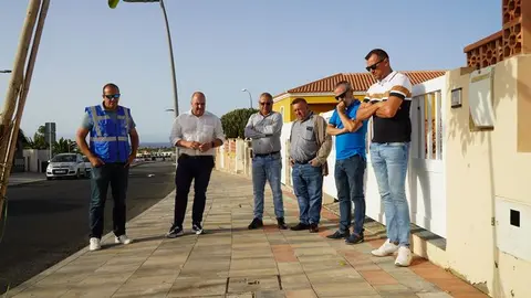 Visita a las obras de pavimentaci&oacute;n en El Castillo.