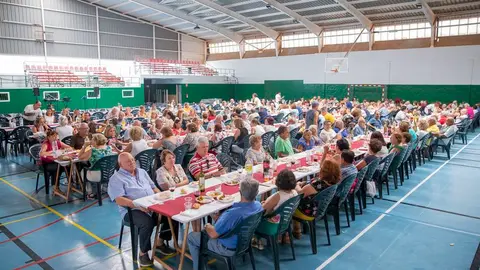 Comida de Hermandad en Antigua.