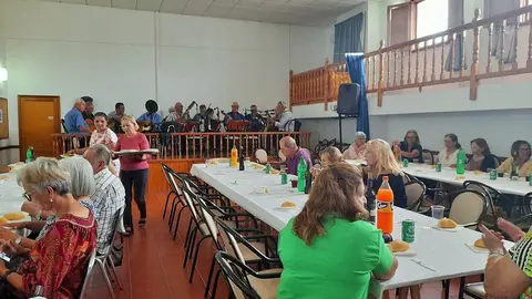 Comida de los mayores en Antigua.