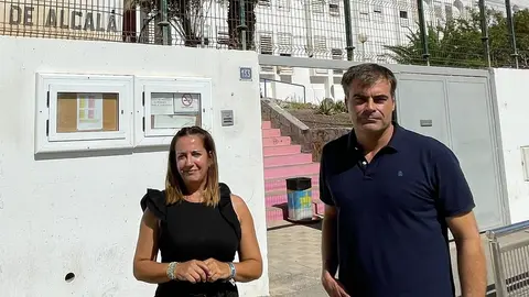 Mar&iacute;a Saavedra y Fernando Ense&ntilde;at.