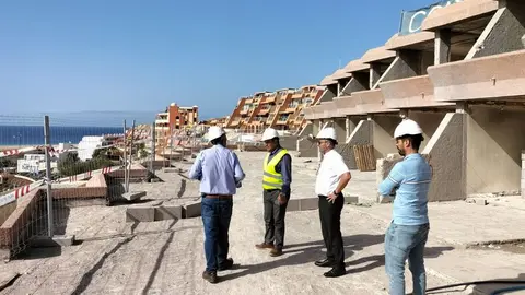 Visita a las obras de rehabilitaci&oacute;n del Hotel Stella Canaris en P&aacute;jara.