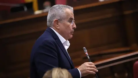 Mario Cabrera, diputado del Grupo Nacionalista Canario por Fuerteventura.