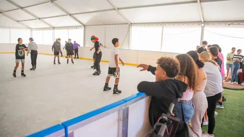 Pista de patinaje sobre hielo en Tuineje.